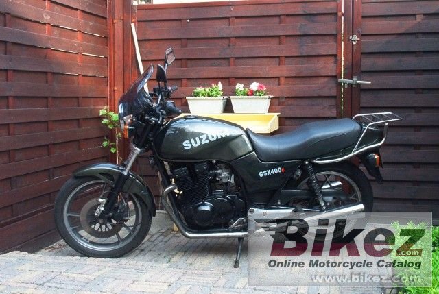 Big Jane Doe gsx 400 e picture and wallpaper from Bikez.com